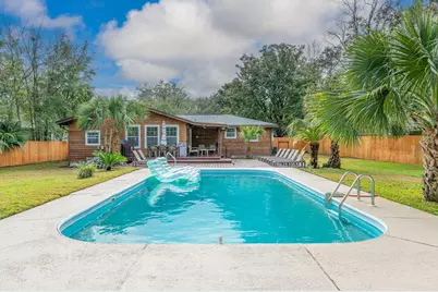 111 NE Patton Drive NE, Fort Walton Beach, FL 32547 - Photo 1