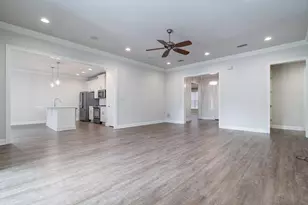 718 Woods Dr, Niceville, FL 32578 - Photo 6