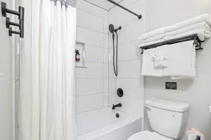 230 SW Santa Rosa Street SW, Fort Walton Beach, FL 32548 - Photo 42