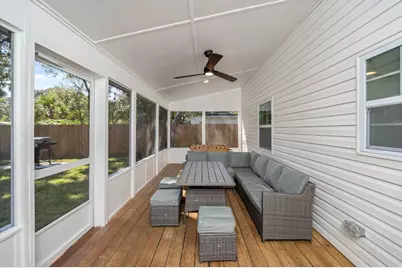 342 SE Hollywood Boulevard SE, Fort Walton Beach, FL 32548 - Photo 38