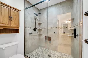 131 Gleneagles Dr, Niceville, FL 32578 - Photo 24