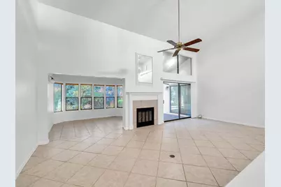 131 Gleneagles Drive, Niceville, FL 32578 - Photo 1