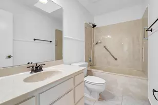 131 Gleneagles Dr, Niceville, FL 32578 - Photo 32