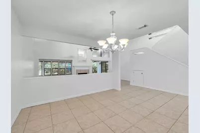 131 Gleneagles Drive, Niceville, FL 32578 - Photo 8