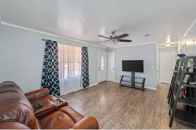 205 Florence Drive, Defuniak Springs, FL 32433 - Photo 2