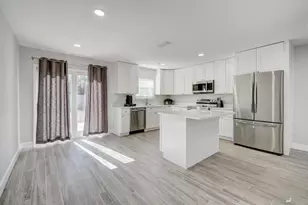 5318 Peppertree Ct, Panama City, FL 32404 - Photo 12