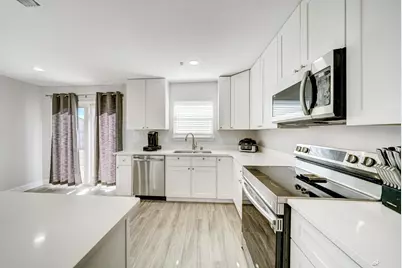 5318 Peppertree Court, Panama City, FL 32404 - Photo 10