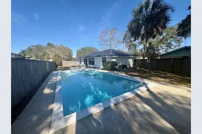 117 Lincolnshire Drive, Niceville, FL 32578 - Photo 2
