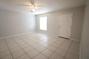 127 NW Loizos Dr NW, Fort Walton Beach, FL 32548 - Photo 2