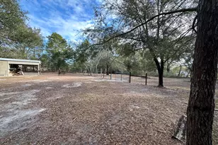 618 Oakridge Rd, Defuniak Springs, FL 32433 - Photo 6