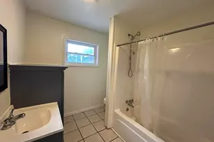 315 Brackin St, Crestview, FL 32539 - Photo 6