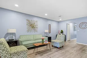 40 11th St, Shalimar, FL 32579 - Photo 8