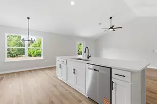 6158 Sundew St, Crestview, FL 32539 - Photo 12