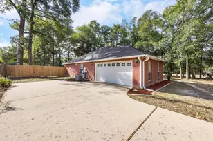 101 Eagle Dr, Crestview, FL 32536 - Photo 6