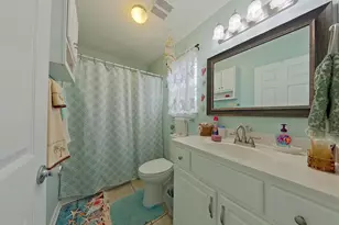 8436 Gulf Blvd, Navarre, FL 32566 - Photo 12