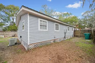 206 Jones Ave, Niceville, FL 32578 - Photo 26