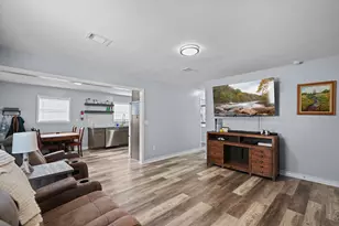 206 Jones Ave, Niceville, FL 32578 - Photo 10