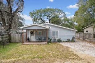 206 Jones Ave, Niceville, FL 32578 - Photo 2