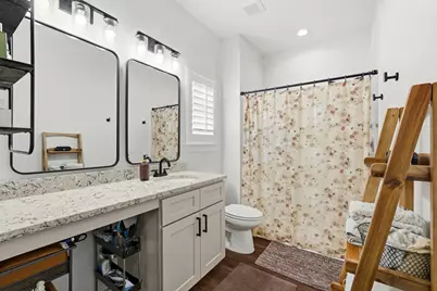 1301 E 8th Street E, Lynn Haven, FL 32444 - Photo 16