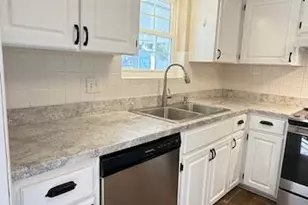 35 James Dr, Shalimar, FL 32579 - Photo 4