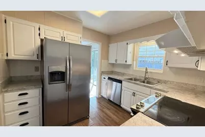 35 James Drive, Shalimar, FL 32579 - Photo 2