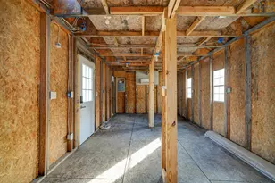 549 Shadow Ln, Freeport, FL 32439 - Photo 40