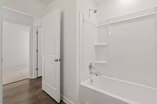 545 Earl Godwin Rd, Freeport, FL 32439 - Photo 28