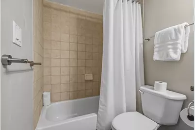 520 Santa Rosa Blvd #Unit 109, Fort Walton Beach, FL 32548 - Photo 10