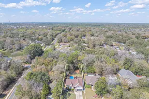 1703 19th St, Niceville, FL 32578 - Photo 4