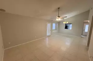 193 Wright Cir, Niceville, FL 32578 - Photo 6