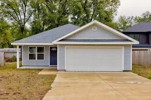 749 Amos St, Crestview, FL 32539 - Photo 1