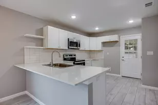 749 Amos St, Crestview, FL 32539 - Photo 6