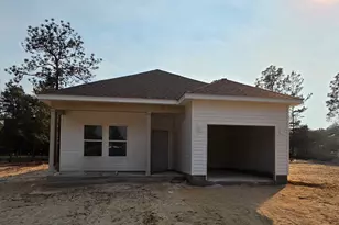 470 E Marigold Ave E, Defuniak Springs, FL 32433 - Photo 2