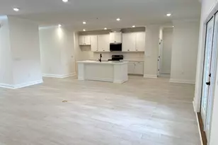 973 Coastal Breeze Dr, Freeport, FL 32439 - Photo 2