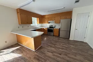 624 Hill St, Defuniak Springs, FL 32435 - Photo 8