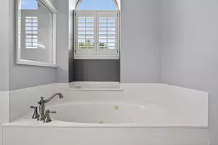 927 Emerald Bay Dr, Destin, FL 32541 - Photo 48