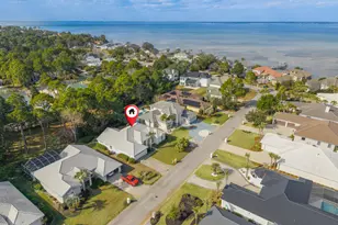 927 Emerald Bay Dr, Destin, FL 32541 - Photo 6