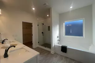 5448 Jenee Ct, Crestview, FL 32539 - Photo 10