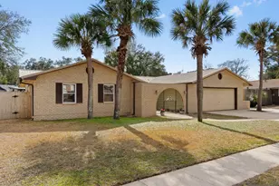 676 NE Merioneth Dr NE, Fort Walton Beach, FL 32547 - Photo 2