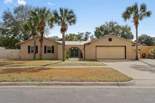 676 NE Merioneth Dr NE, Fort Walton Beach, FL 32547 - Photo 1