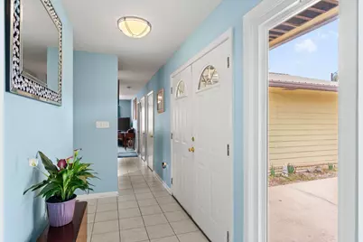 676 NE Merioneth Drive NE, Fort Walton Beach, FL 32547 - Photo 4