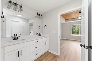 3201 Liz Ct, Crestview, FL 32539 - Photo 16