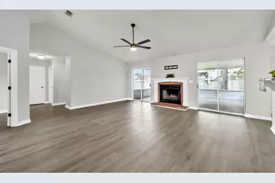 607 Affirmed Court, Crestview, FL 32539 - Photo 8