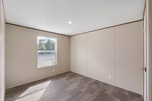 265 E Michaelangelo Road E, Defuniak Springs, FL 32433 - Photo 18