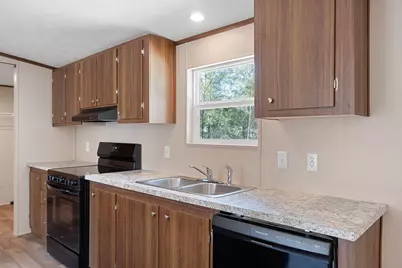 265 E Michaelangelo Road E, Defuniak Springs, FL 32433 - Photo 8