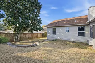 503 Hillview Cir, Crestview, FL 32536 - Photo 46