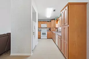 503 Hillview Cir, Crestview, FL 32536 - Photo 14