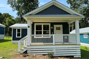 163 W Chaffin Ave W, Defuniak Springs, FL 32433 - Photo 2