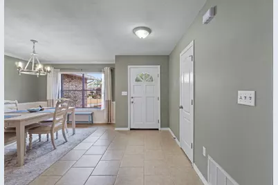 609 W Lynn Brook W, Crestview, FL 32539 - Photo 8