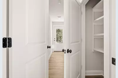 565 W Violet Lane W, Defuniak Springs, FL 32433 - Photo 10